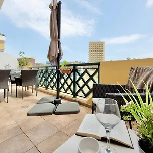 https://casa-majos.tenerifehoteles.net